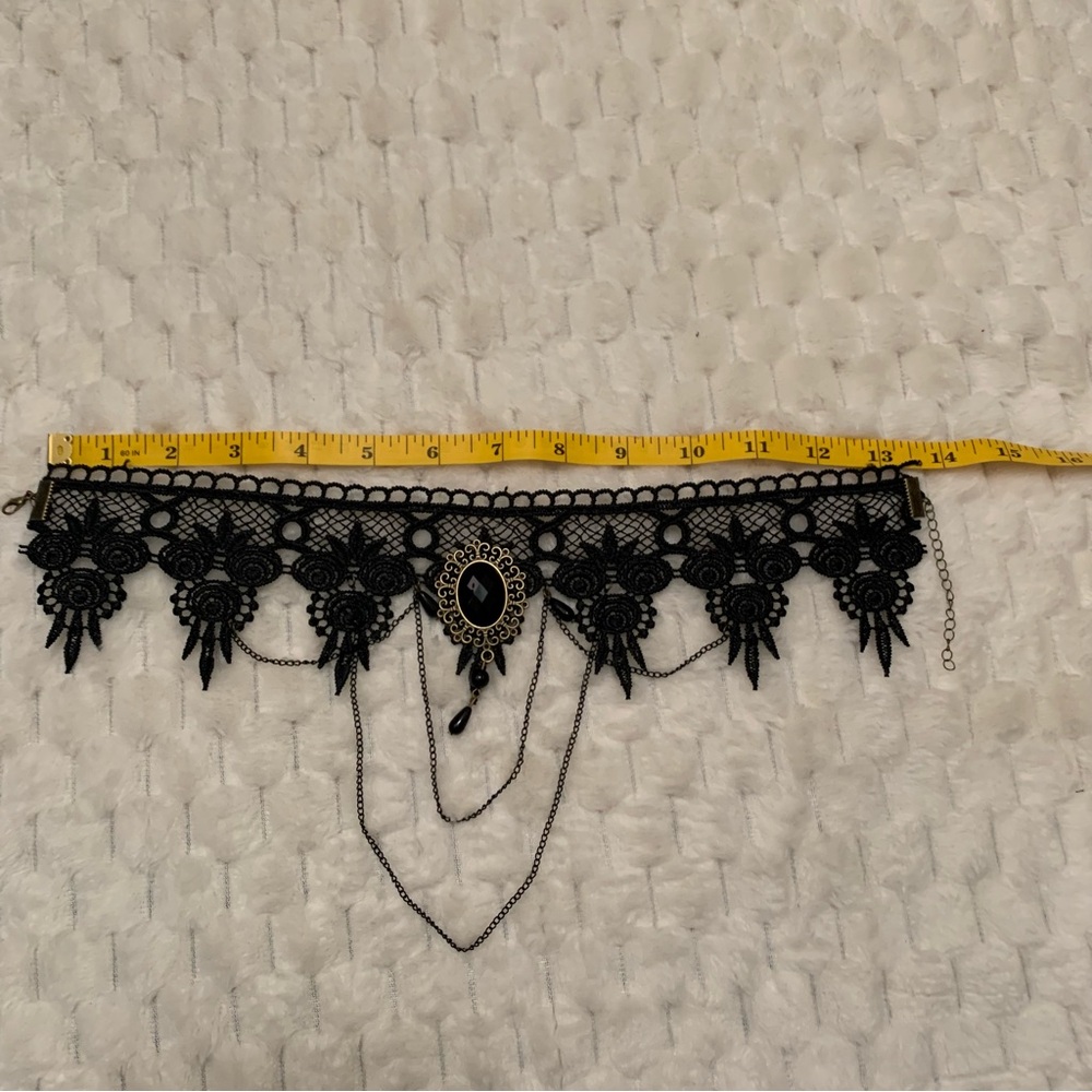 Black Lace Gothic Choker Necklace with Ornate Pendant - Picture 5 of 6